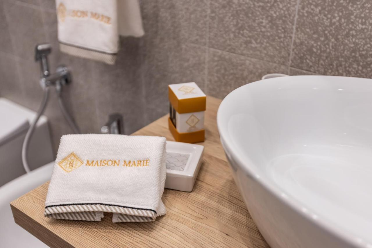 Maison Marie Deluxe Apartment Sorrento Luaran gambar